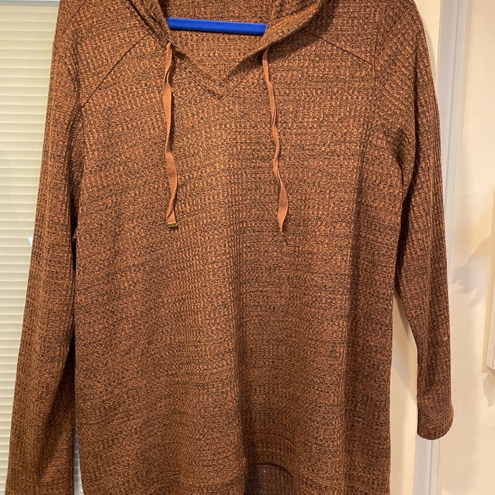 Lori Goldstein hooded shirt size large